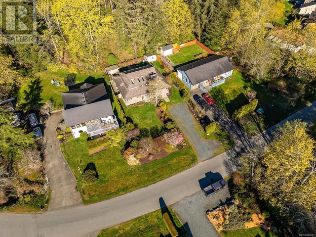 224 Spindrift Rd, House detached with 2 bedrooms, 3 bathrooms and 6 parking in Comox Valley A BC | Image 81