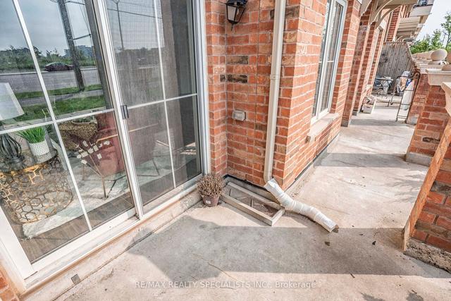 4 - 2500 Post Rd, Townhouse with 2 bedrooms, 2 bathrooms and 1 parking in Oakville ON | Image 31