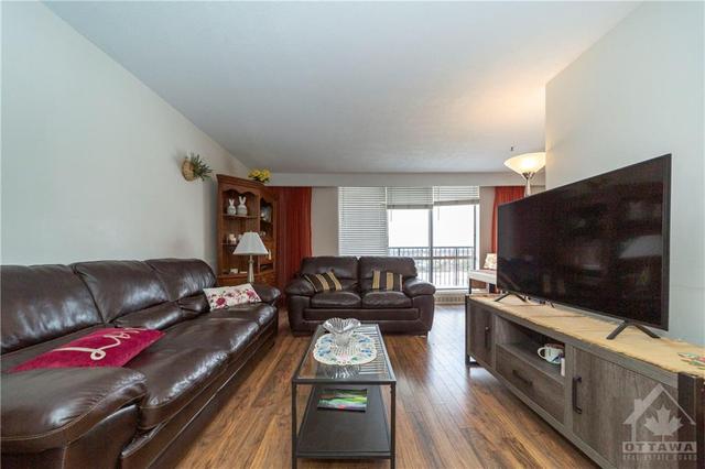 1002 - 2400 Virginia Drive, Condo with 3 bedrooms, 2 bathrooms and 1 parking in Ottawa ON | Image 13