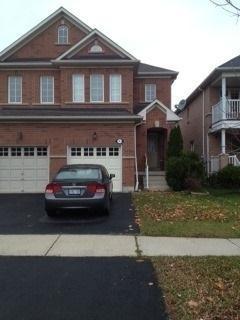 3803 Partition Rd, House semidetached with 3 bedrooms, 3 bathrooms and 1 parking in Mississauga ON | Image 1