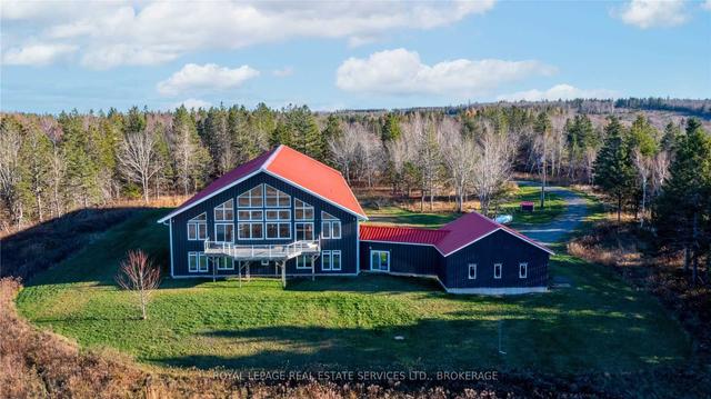 2661 Highway 204, House detached with 3 bedrooms, 4 bathrooms and 12 parking in Cumberland, Subd. C NS | Image 1