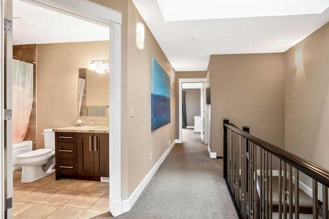 1129 Renfrew Drive Ne, Home with 4 bedrooms, 3 bathrooms and 2 parking in Calgary AB | Image 16
