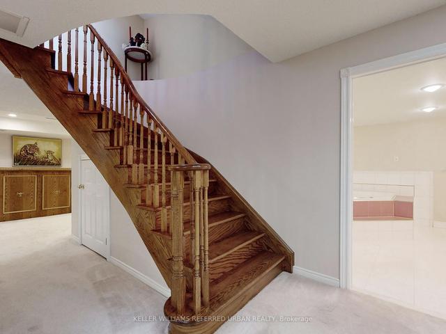 22 Berwick Ave, House detached with 4 bedrooms, 4 bathrooms and 4 parking in Brampton ON | Image 21
