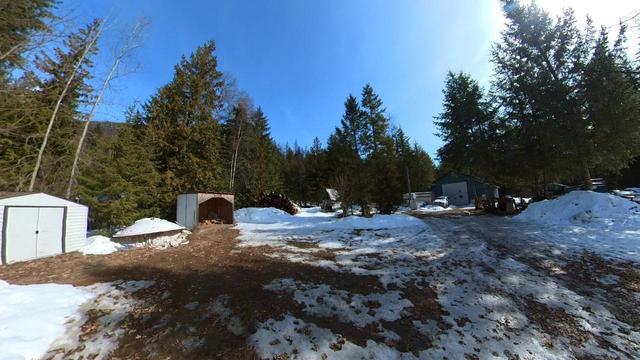 120 Burton Cross Road, House detached with 4 bedrooms, 2 bathrooms and null parking in Central Kootenay K BC | Image 41