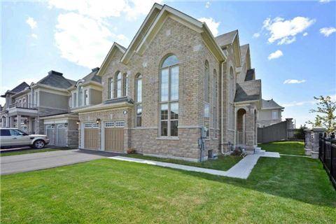 41 Mountain Ridge Rd, House detached with 4 bedrooms, 4 bathrooms and 4 parking in Brampton ON | Image 2