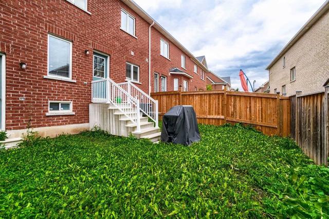 406 Laundon Terr, House attached with 3 bedrooms, 3 bathrooms and 3 parking in Milton ON | Image 19