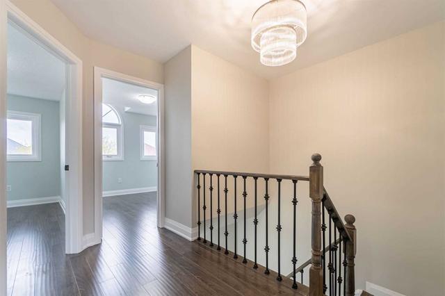 42 Herkes Dr, House semidetached with 3 bedrooms, 4 bathrooms and 3 parking in Brampton ON | Image 11
