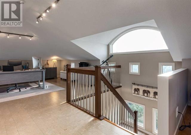 111 16 Street Nw, House detached with 3 bedrooms, 3 bathrooms and 1 parking in Calgary AB | Image 31