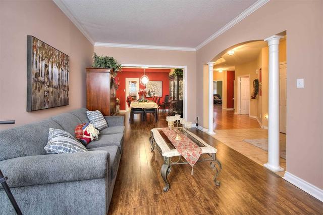 6 Woodmans Crt, House detached with 4 bedrooms, 4 bathrooms and 6 parking in Kitchener ON | Image 8