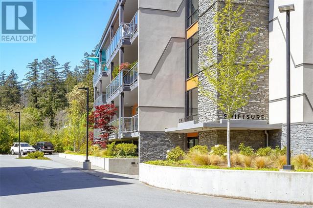 405 - 10680 Mcdonald Park Rd, Condo with 2 bedrooms, 2 bathrooms and 2 parking in North Saanich BC | Image 31