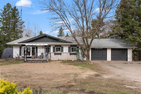 29841 Highway 62 N, House detached with 3 bedrooms, 2 bathrooms and 6 parking in Hastings Highlands ON | Card Image