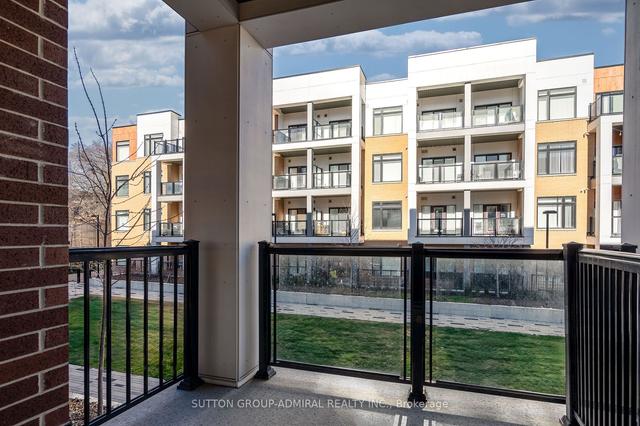 201 - 130 Canon Jackson Dr, Condo with 2 bedrooms, 2 bathrooms and 1 parking in Toronto ON | Image 6