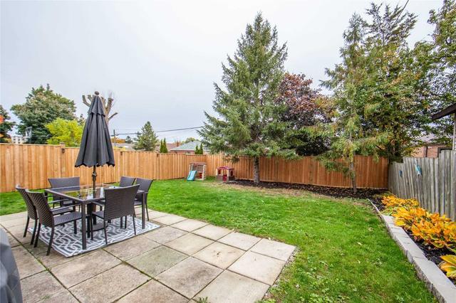 50 Ionview Rd, House detached with 3 bedrooms, 3 bathrooms and 3 parking in Toronto ON | Image 31