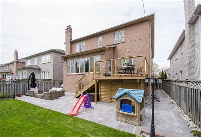 363 Princess Ave, House detached with 5 bedrooms, 7 bathrooms and 4 parking in Toronto ON | Image 18