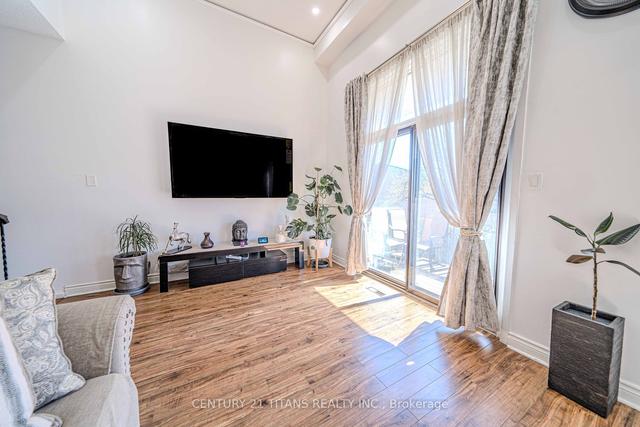 45 - 15 Guildwood Pkwy, Townhouse with 3 bedrooms, 2 bathrooms and 2 parking in Toronto ON | Image 4
