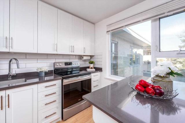 20 - 8 Corinth Gdns, Condo with 1 bedrooms, 1 bathrooms and 1 parking in Toronto ON | Image 21