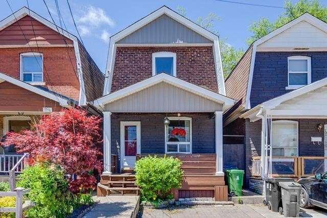 1318 Woodbine Ave, House detached with 2 bedrooms, 1 bathrooms and 1 parking in Toronto ON | Image 1