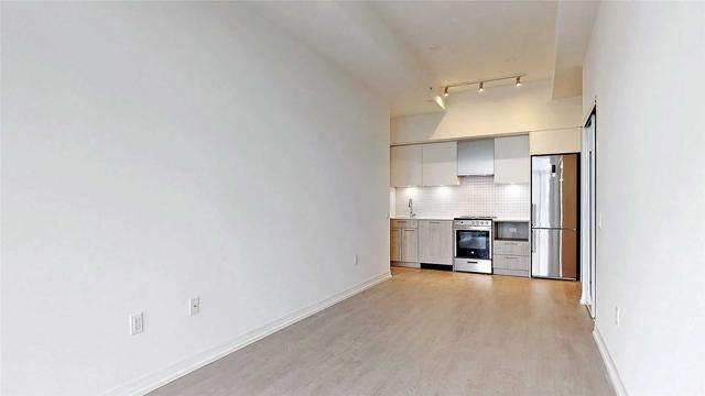 lph10 - 251 Jarvis St, Condo with 2 bedrooms, 2 bathrooms and 0 parking in Toronto ON | Image 2