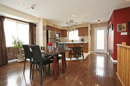 th7 - 160 Tenth St, Townhouse with 2 bedrooms, 3 bathrooms and 2 parking in Toronto ON | Image 3