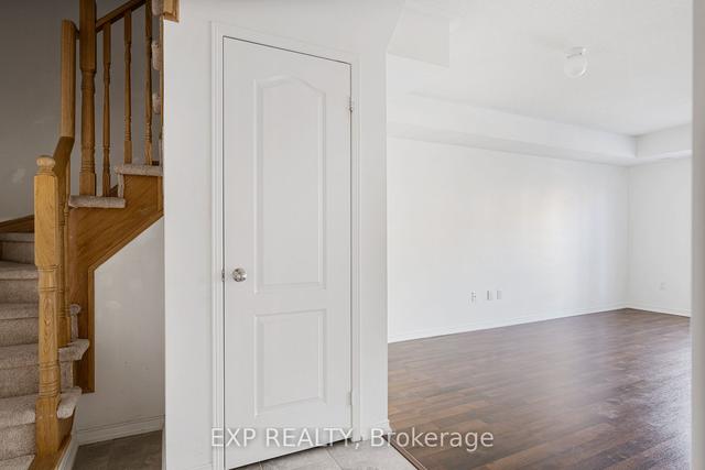 8 - 2488 Post Rd, Townhouse with 2 bedrooms, 2 bathrooms and 1 parking in Oakville ON | Image 7