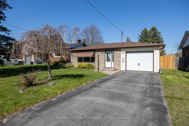 1110 Ronlea Ave, House detached with 3 bedrooms, 2 bathrooms and 4 parking in Oshawa ON | Image 1