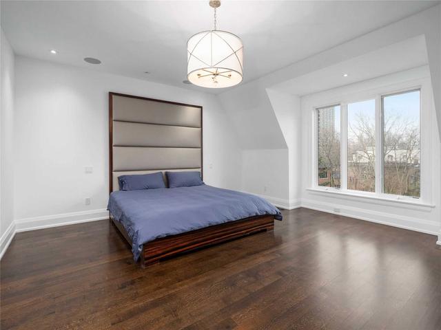 110 Heath St W, House semidetached with 3 bedrooms, 5 bathrooms and 2 parking in Toronto ON | Image 20