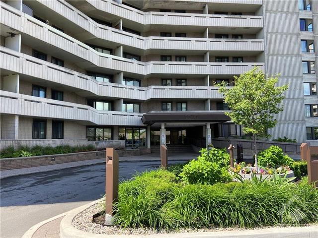 1171 Ambleside Drive, Condo with 1 bedrooms, 1 bathrooms and 1 parking in Ottawa ON | Image 2