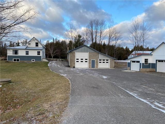 1780 Highway 132 Highway, House detached with 2 bedrooms, 1 bathrooms and 10 parking in Admaston/Bromley ON | Card Image