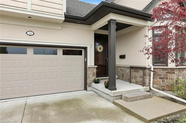 26 Emerald Common, House attached with 3 bedrooms, 3 bathrooms and 6 parking in St. Catharines ON | Image 12