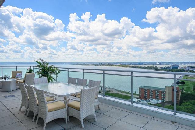 ph2 - 360 Pearl St, Condo with 3 bedrooms, 3 bathrooms and 2 parking in Burlington ON | Image 2