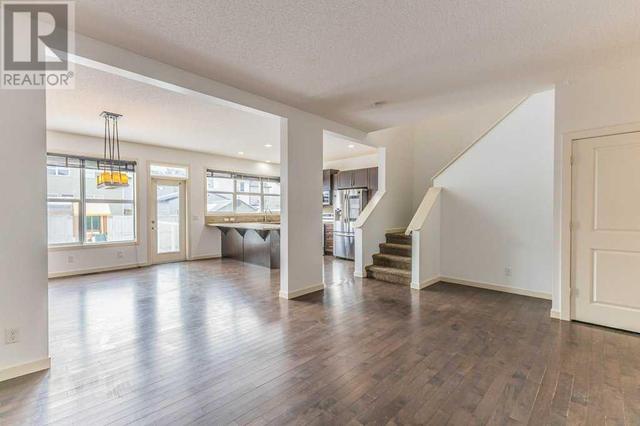 150 Skyview Point Crescent Ne, House detached with 4 bedrooms, 3 bathrooms and 4 parking in Calgary AB | Image 5