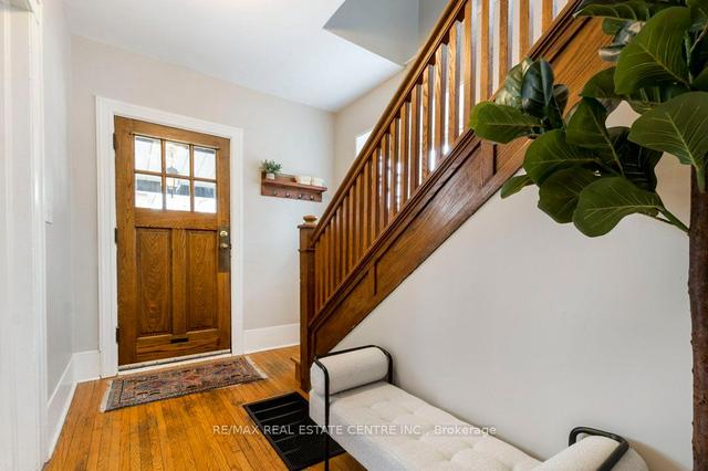 12 Southampton St, House detached with 3 bedrooms, 2 bathrooms and 2 parking in Guelph ON | Image 23