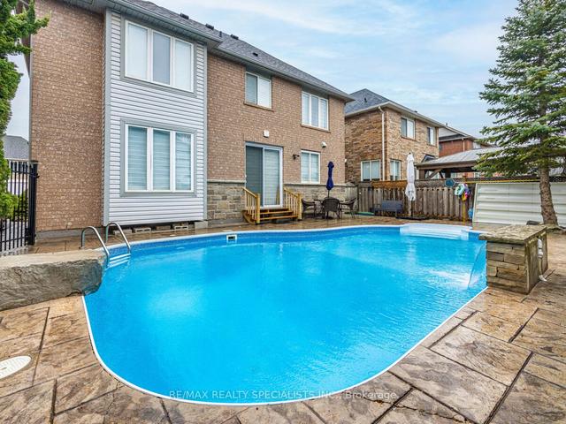 1405 Thorncrest Cres, House detached with 3 bedrooms, 4 bathrooms and 4 parking in Oakville ON | Image 32