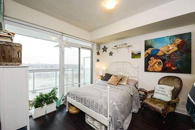 1903 - 33 Shore Breeze Dr, Condo with 2 bedrooms, 2 bathrooms and 1 parking in Toronto ON | Image 8