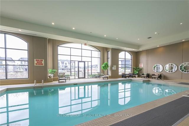 404 - 240 Villagewalk Blvd, Condo with 3 bedrooms, 2 bathrooms and 1 parking in London ON | Image 31