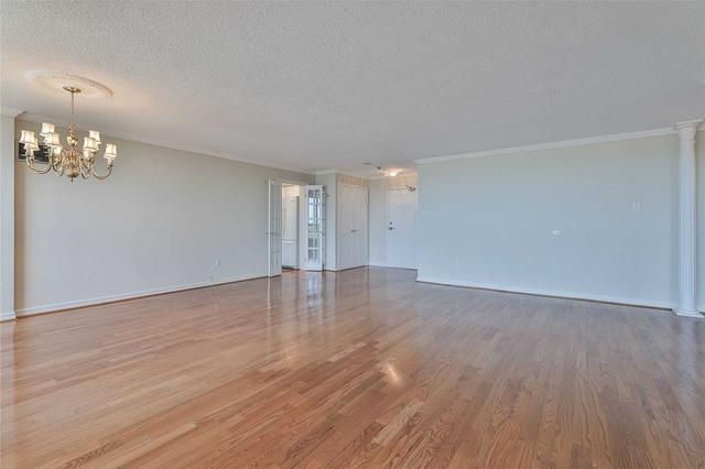 1608 - 1 Clark Ave, Condo with 2 bedrooms, 2 bathrooms and 1 parking in Vaughan ON | Image 2