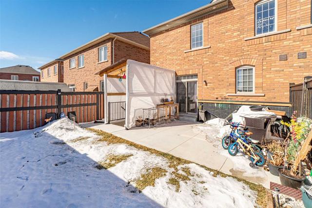 115 Aylesbury Dr, House semidetached with 4 bedrooms, 4 bathrooms and 3 parking in Brampton ON | Image 35