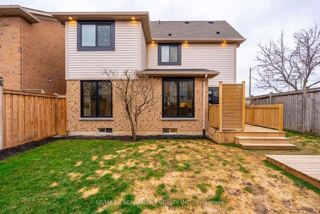 5009 Bunton Cres, House detached with 3 bedrooms, 4 bathrooms and 3 parking in Burlington ON | Image 27