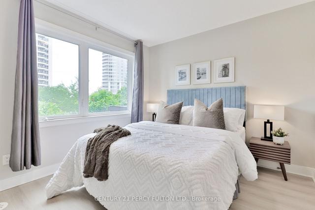 th6 - 330 Village Green Sq, Townhouse with 3 bedrooms, 3 bathrooms and 2 parking in Toronto ON | Image 17
