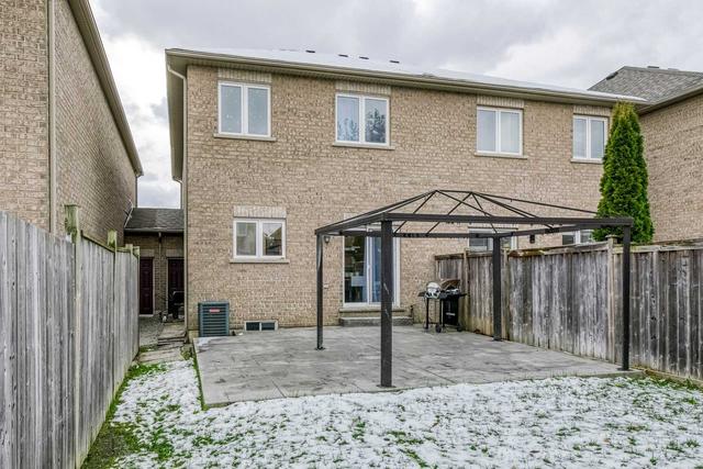 90 Niagara Tr, House attached with 3 bedrooms, 3 bathrooms and 2 parking in Halton Hills ON | Image 26
