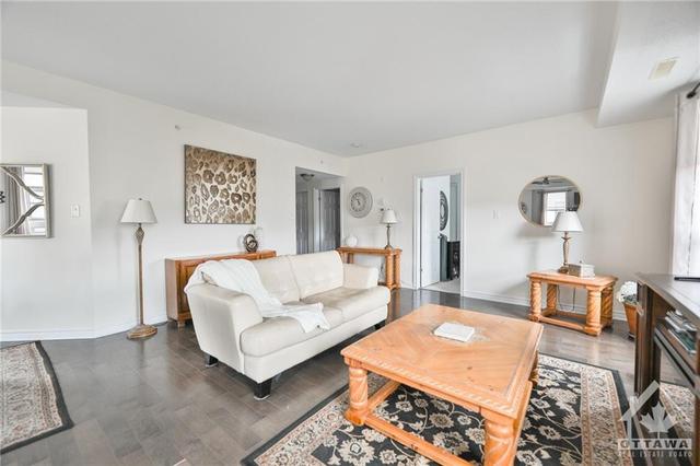 304 - 140 Montblanc Private, Condo with 2 bedrooms, 2 bathrooms and 1 parking in Ottawa ON | Image 5
