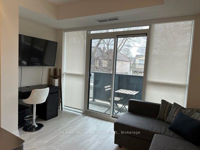 214 - 1630 Queen St E, Condo with 1 bedrooms, 1 bathrooms and 0 parking in Toronto ON | Image 3