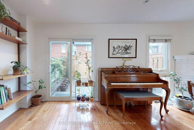 393 Woburn Ave, Townhouse with 3 bedrooms, 3 bathrooms and 2 parking in Toronto ON | Image 20