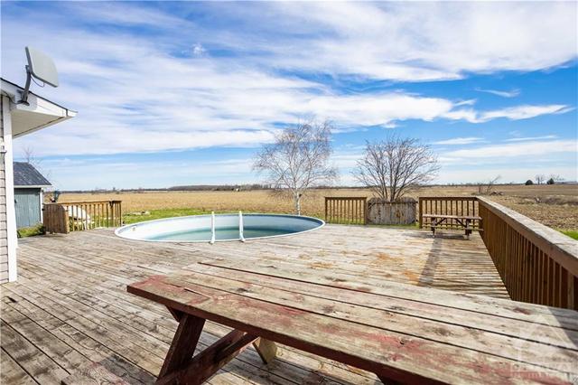 1709 County Rd 31 Road, House detached with 6 bedrooms, 3 bathrooms and 10 parking in North Dundas ON | Image 29