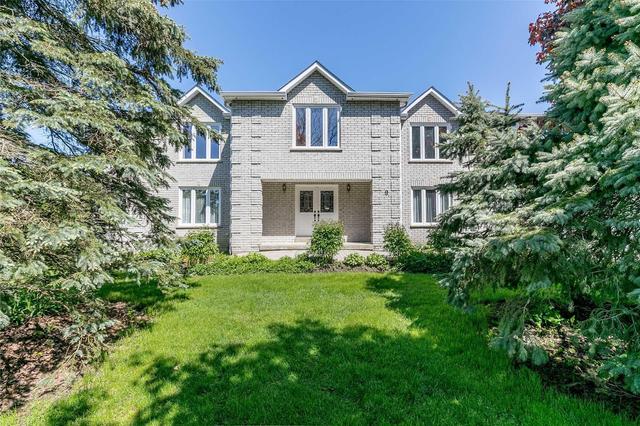 9 Sleepy Hollow Lane, House detached with 4 bedrooms, 3 bathrooms and 9 parking in Whitchurch Stouffville ON | Image 1