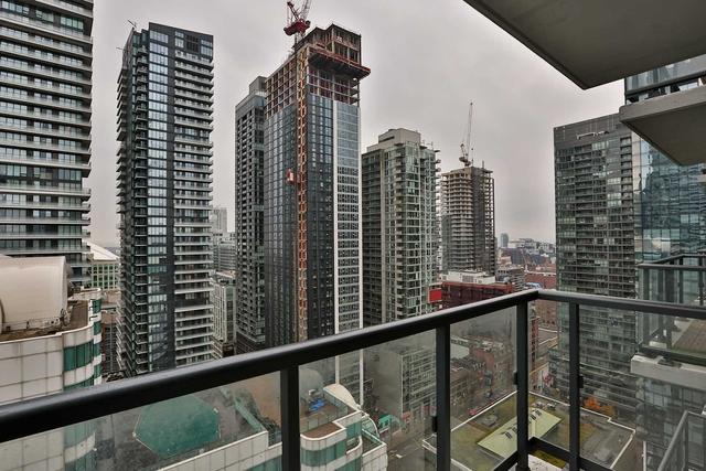 2413 - 87 Peter St, Condo with 1 bedrooms, 1 bathrooms and 0 parking in Toronto ON | Image 15