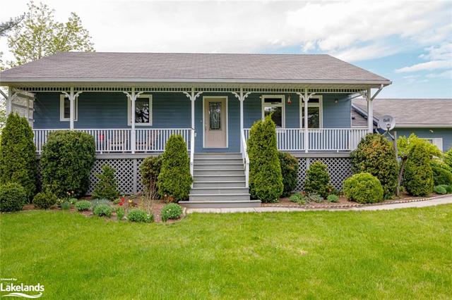 7304 36/37 Nottawasaga Sideroad, House detached with 4 bedrooms, 2 bathrooms and 12 parking in Clearview ON | Image 8