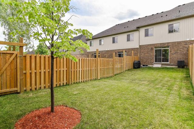134 Law Dr, House attached with 3 bedrooms, 3 bathrooms and 1 parking in Guelph ON | Image 19