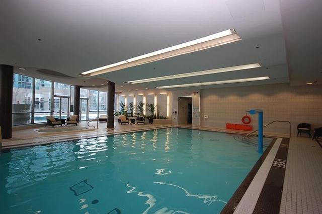 2604 - 50 Absolute Ave, Condo with 1 bedrooms, 1 bathrooms and 1 parking in Mississauga ON | Image 2