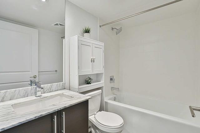 504 - 35 Bastion St, Condo with 1 bedrooms, 2 bathrooms and 1 parking in Toronto ON | Image 8